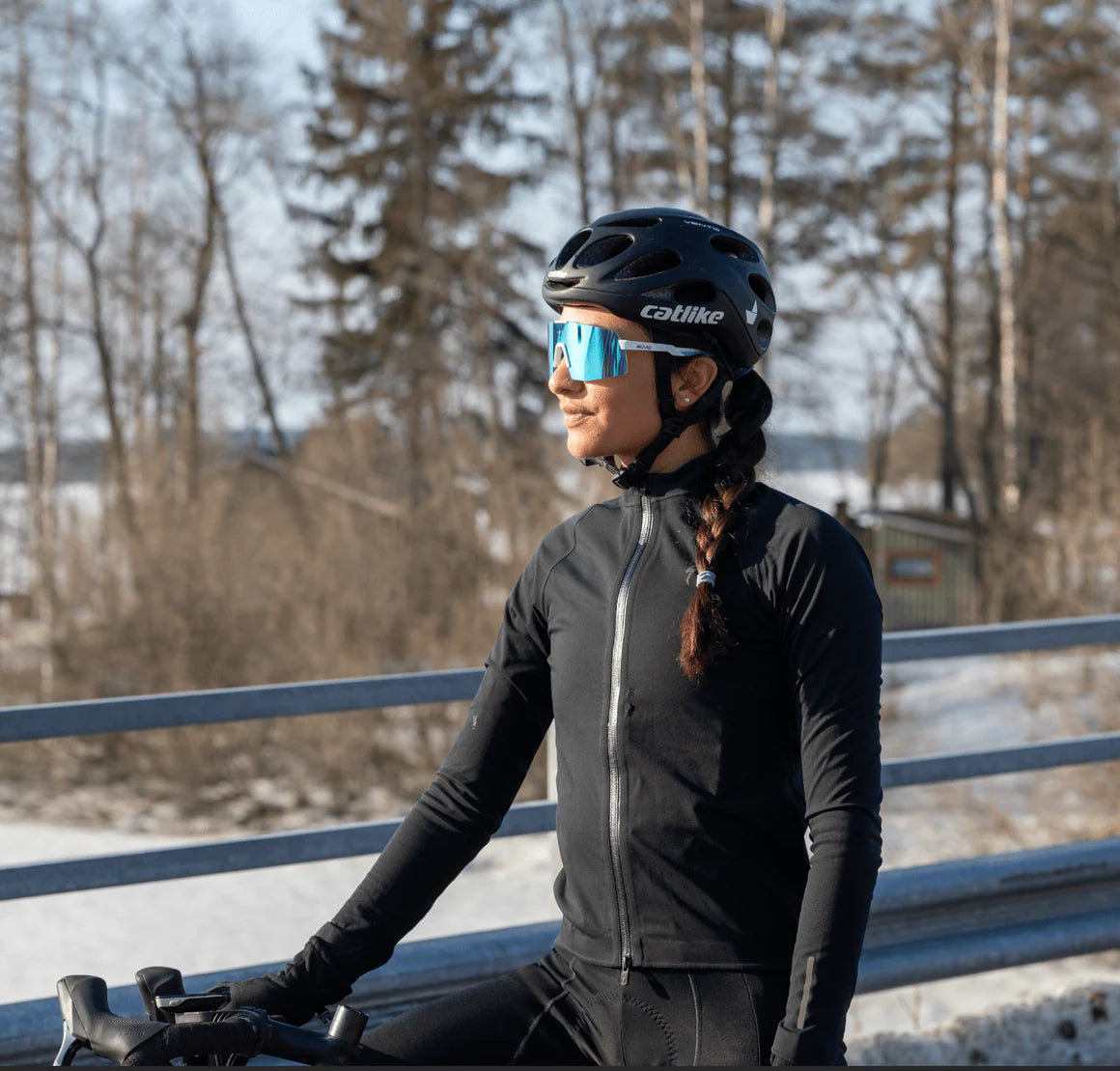 BEAT RACE Sports Glasses - Blue with Photochromic Lenses