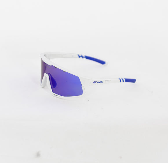 White, Blue Mirror